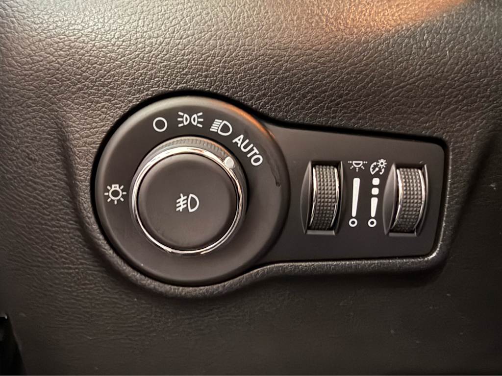 Thumbnail: 2024 Jeep Compass - 26