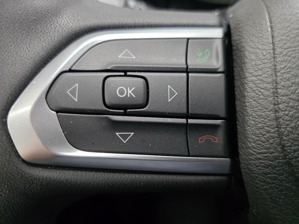 Thumbnail: 2025 Jeep Compass - 22