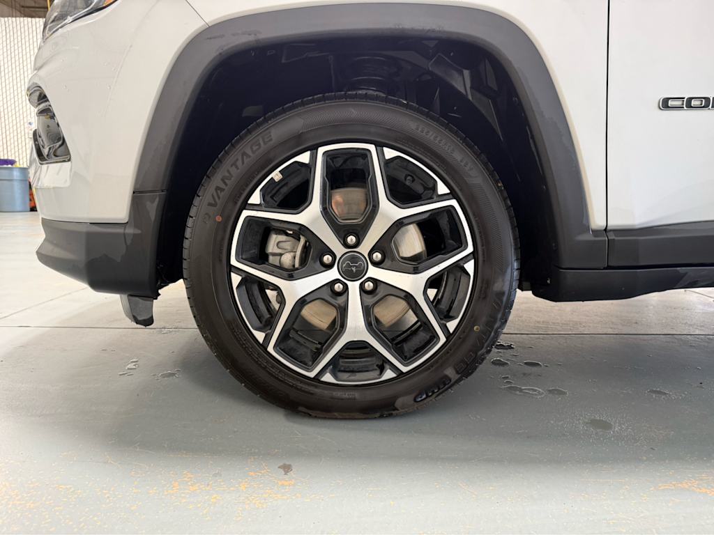 Thumbnail: 2025 Jeep Compass - 16