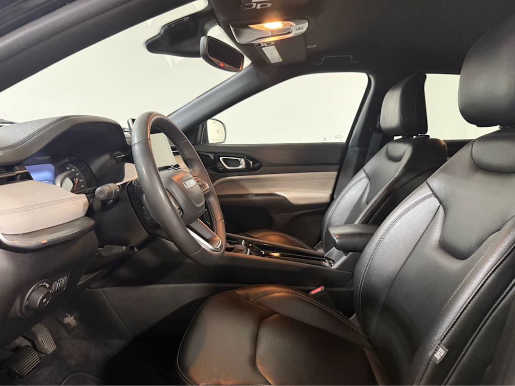 Thumbnail: 2025 Jeep Compass - 8