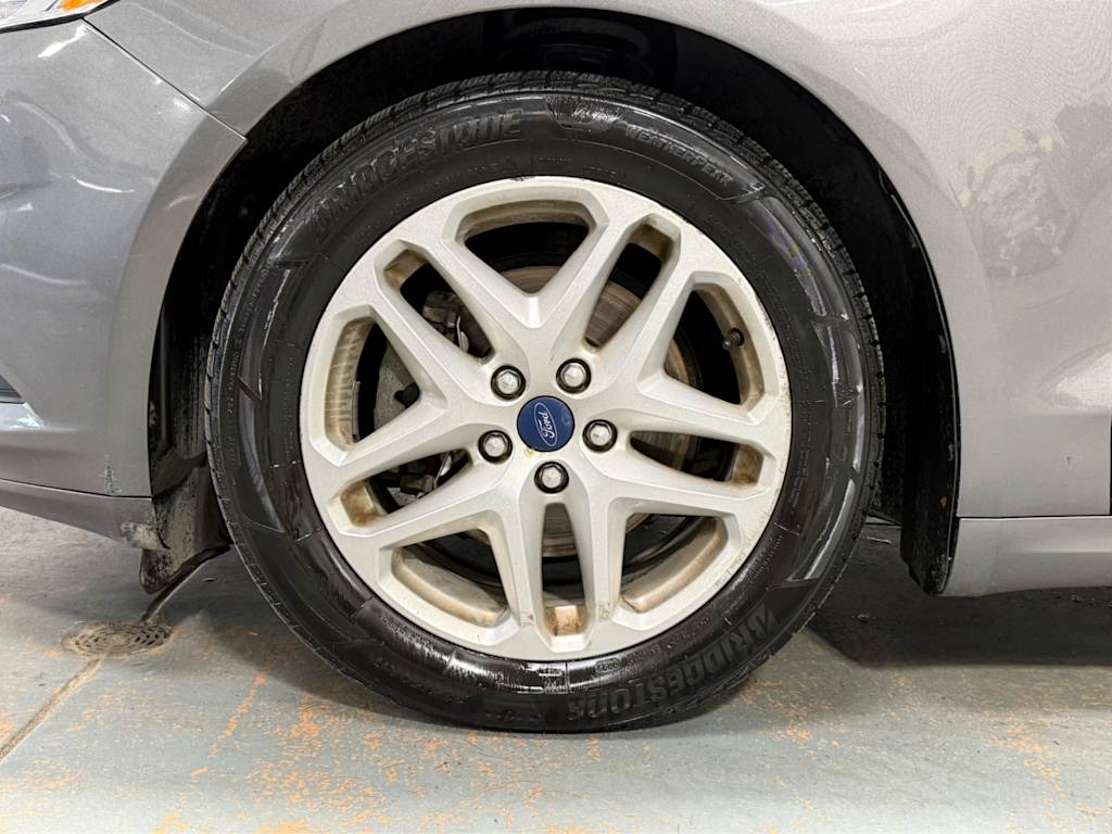 Thumbnail: 2014 Ford Fusion - 5