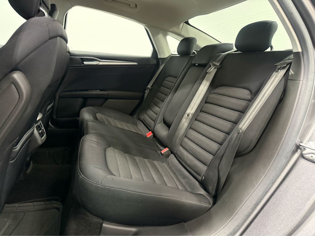 Thumbnail: 2014 Ford Fusion - 9