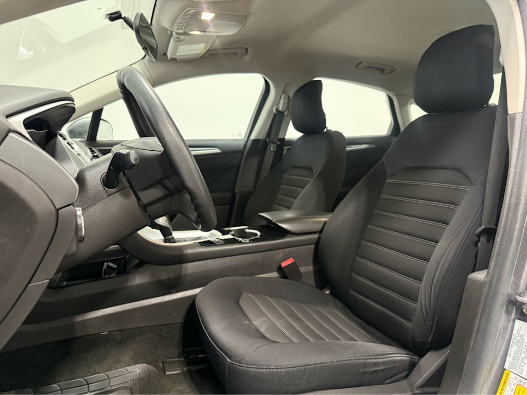 Thumbnail: 2014 Ford Fusion - 8
