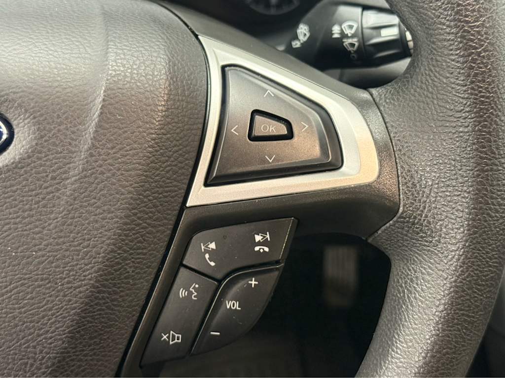 Thumbnail: 2014 Ford Fusion - 22