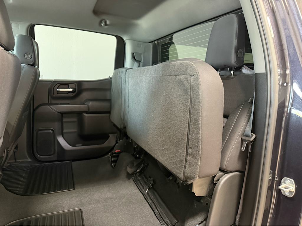Thumbnail: 2023 Chevrolet Silverado 1500 - 21