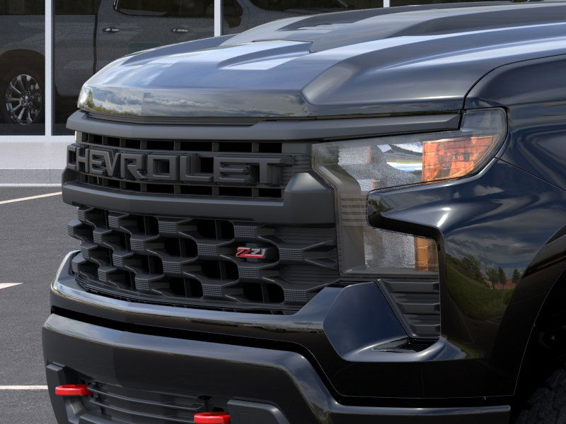 2025 Chevrolet Silverado 1500 Custom 18