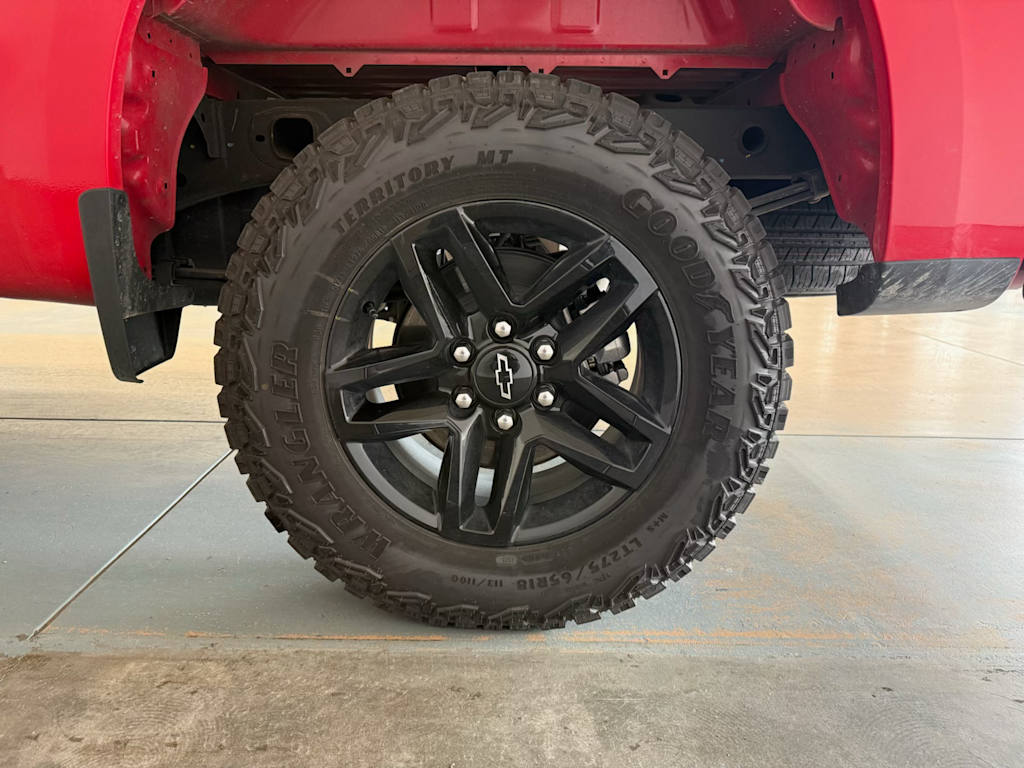 Thumbnail: 2026 Chevrolet Silverado 1500 - 5