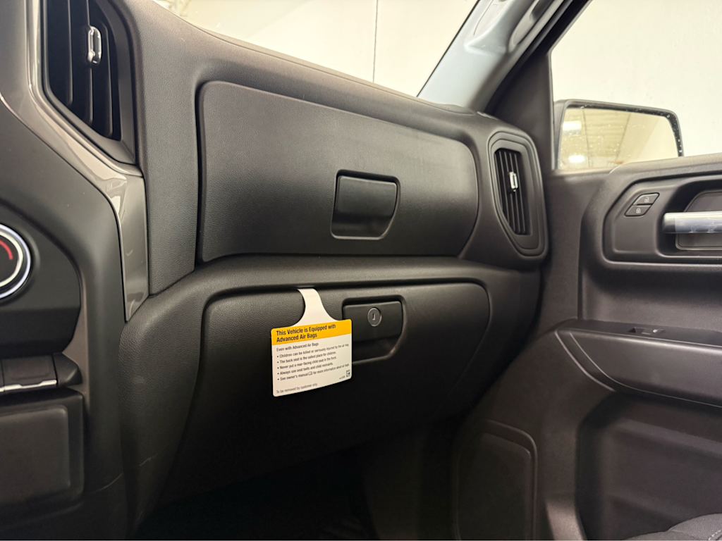 Thumbnail: 2026 Chevrolet Silverado 1500 - 22