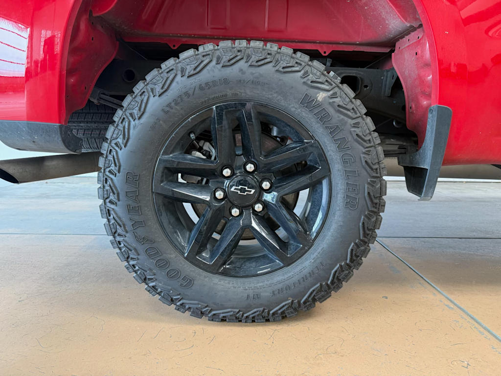 Thumbnail: 2026 Chevrolet Silverado 1500 - 18