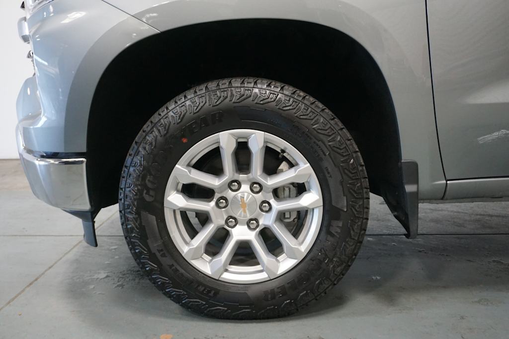 Thumbnail: 2025 Chevrolet Silverado 1500 - 5