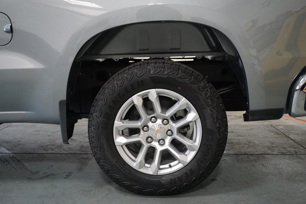 Thumbnail: 2025 Chevrolet Silverado 1500 - 16