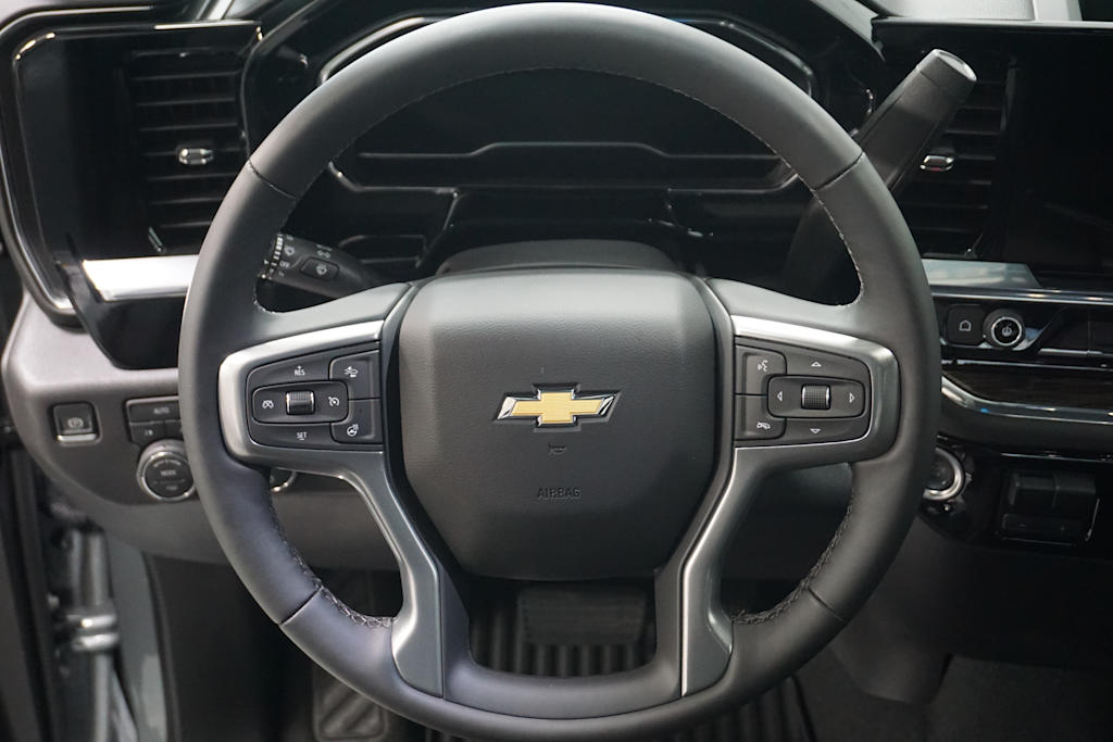 Thumbnail: 2025 Chevrolet Silverado 1500 - 2