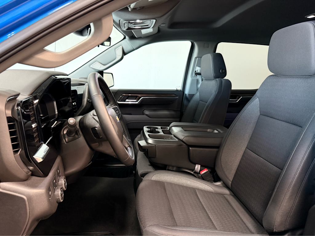 Thumbnail: 2025 Chevrolet Silverado 1500 - 8