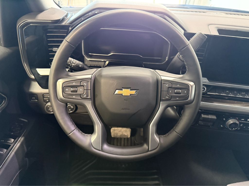 Thumbnail: 2025 Chevrolet Silverado 1500 - 7