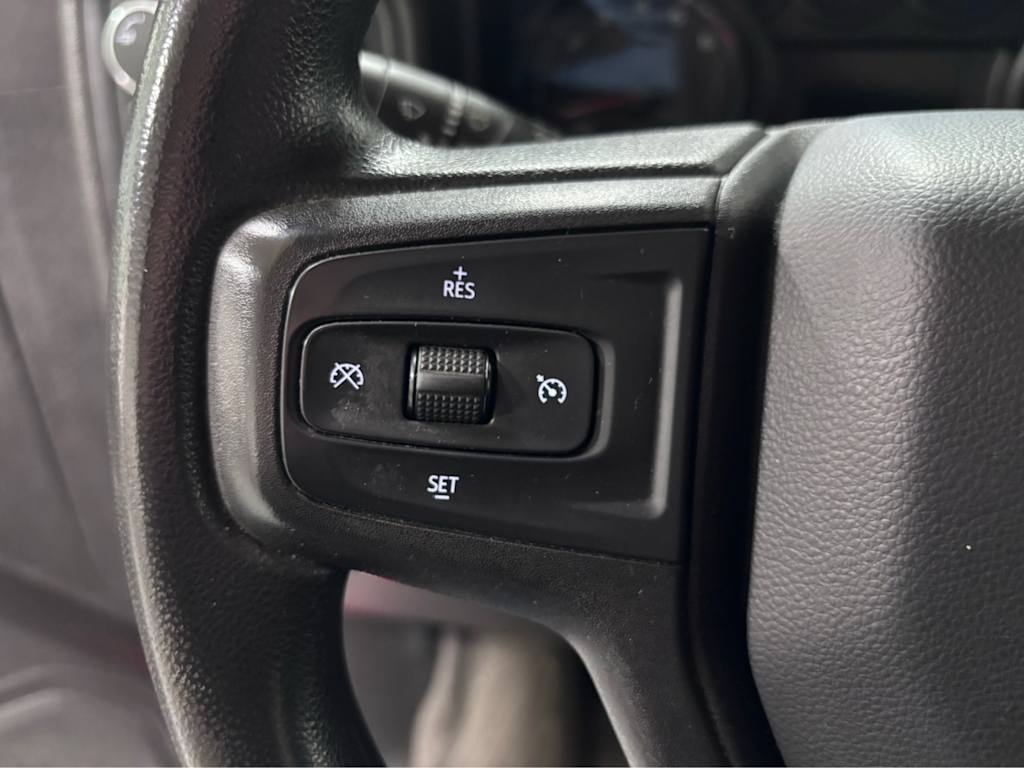 Thumbnail: 2019 Chevrolet Silverado 1500 - 21