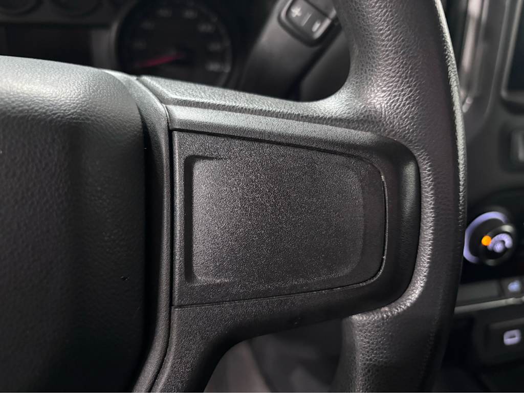 Thumbnail: 2019 Chevrolet Silverado 1500 - 22