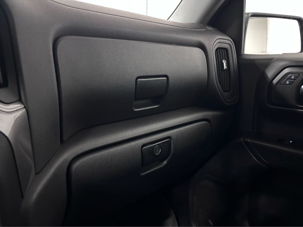 Thumbnail: 2019 Chevrolet Silverado 1500 - 25