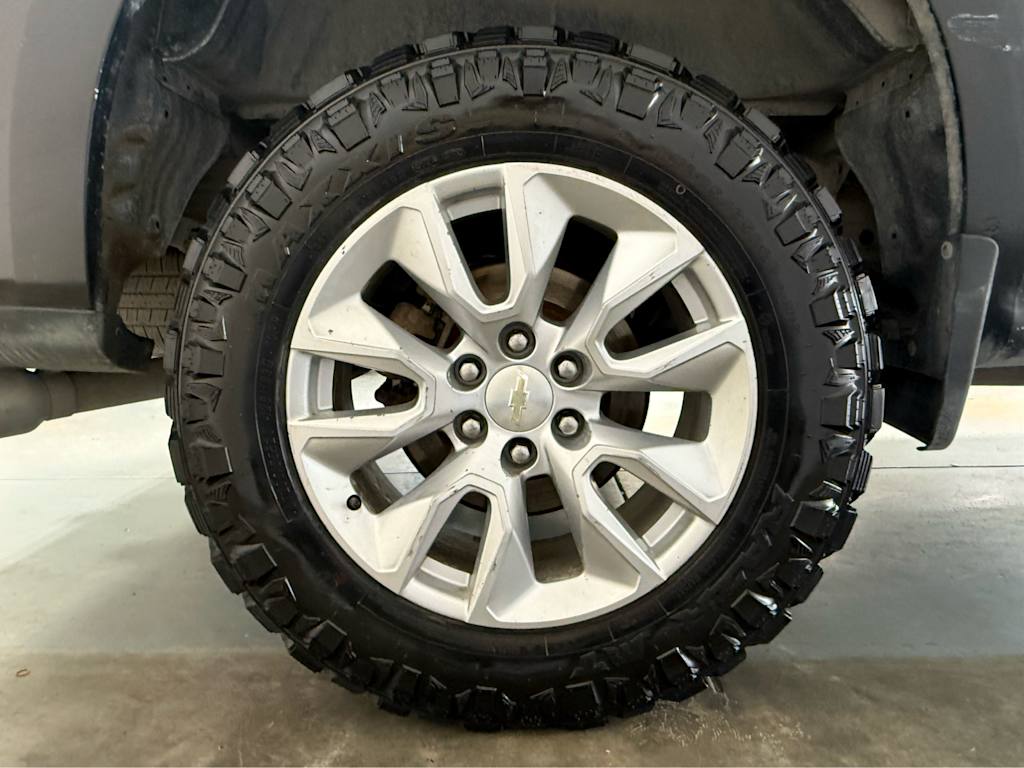 Thumbnail: 2019 Chevrolet Silverado 1500 - 18
