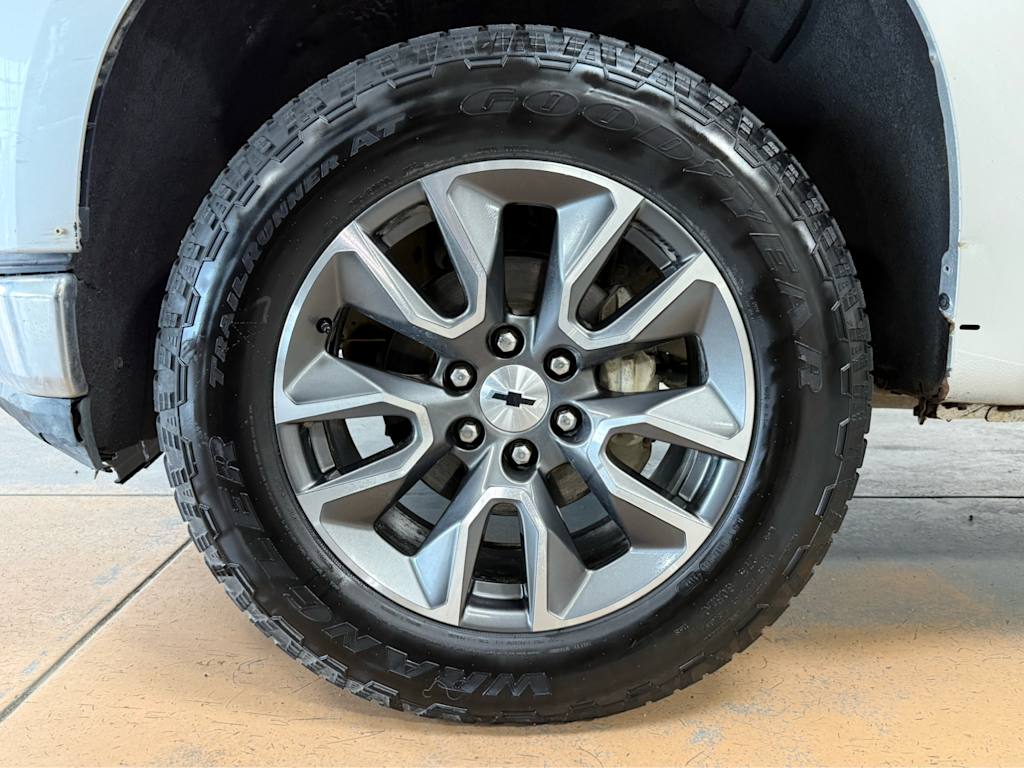 Thumbnail: 2019 Chevrolet Silverado 1500 - 5