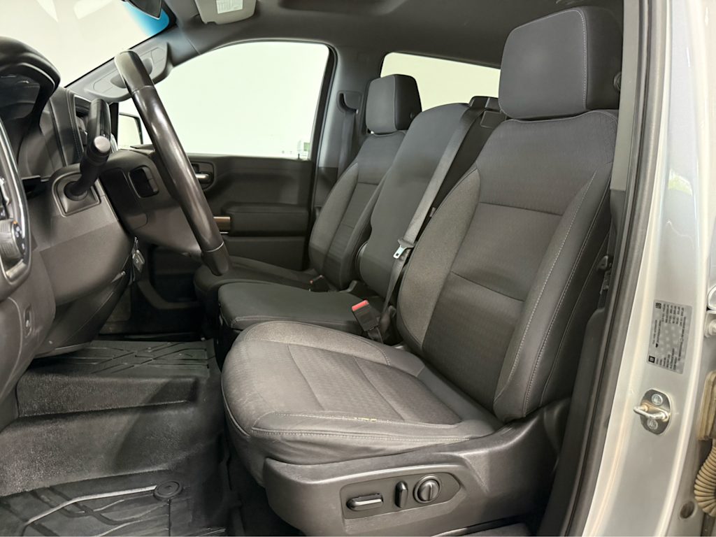 Thumbnail: 2019 Chevrolet Silverado 1500 - 9