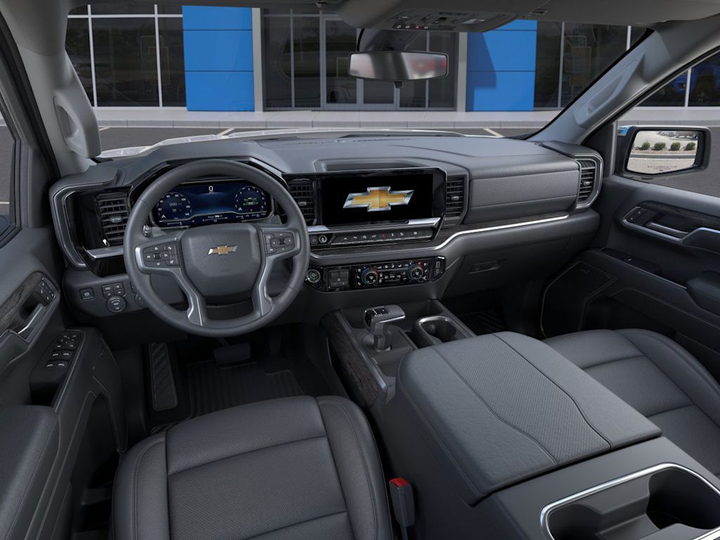 2025 Chevrolet Silverado 1500 LTZ 2