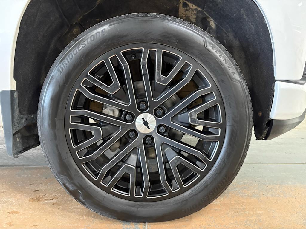 Thumbnail: 2021 Chevrolet Silverado 1500 - 5