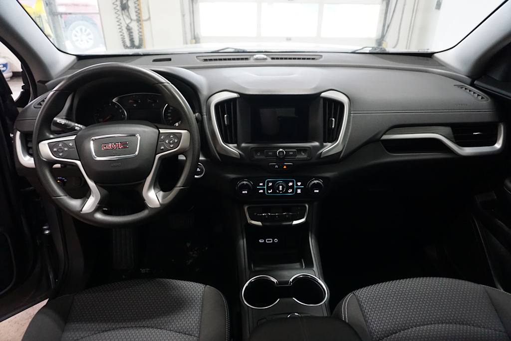 2024 GMC Terrain SLE 9