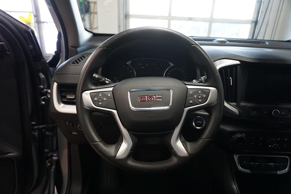 2024 GMC Terrain SLE 2