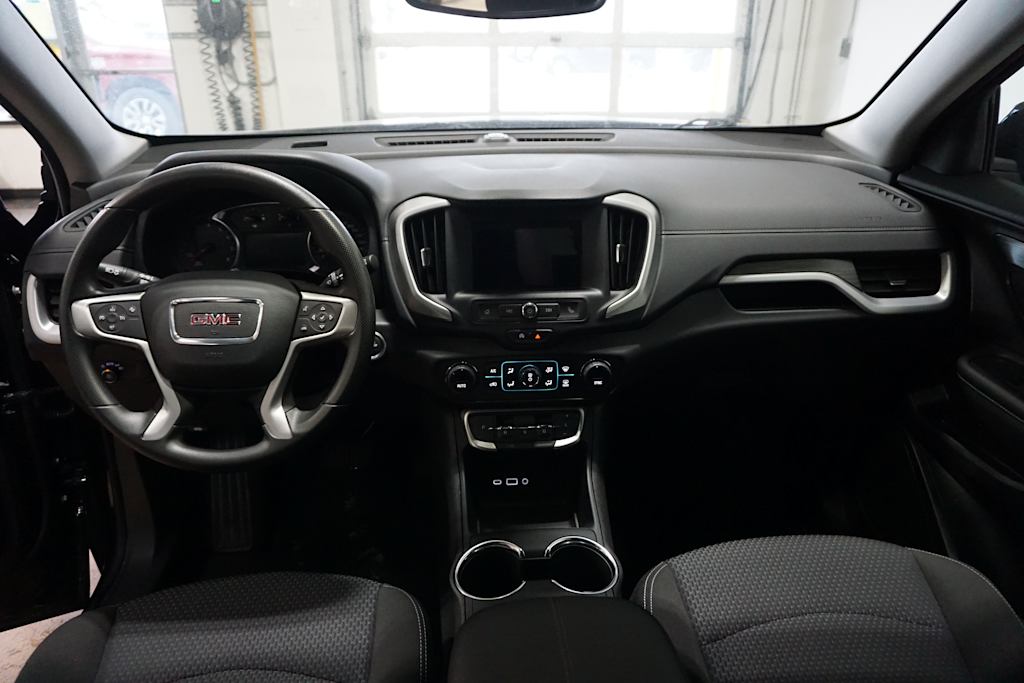 2024 GMC Terrain SLE 9