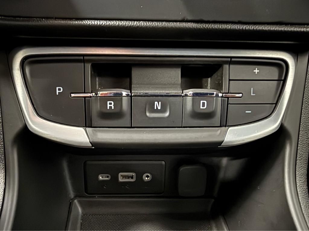 Thumbnail: 2022 GMC Terrain - 22