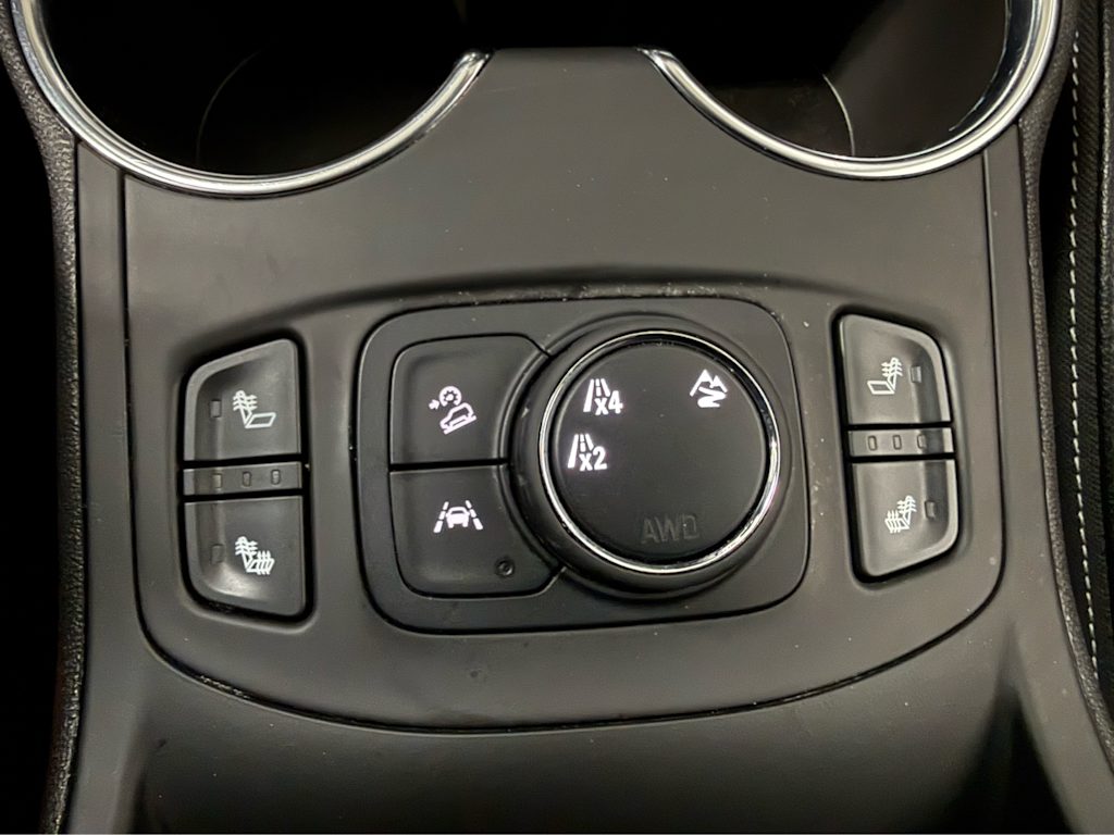 Thumbnail: 2024 GMC Terrain - 27