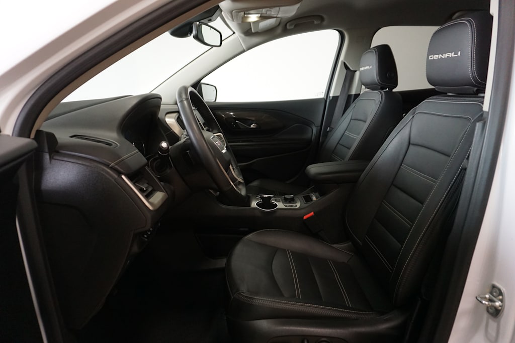2023 GMC Terrain Denali 10