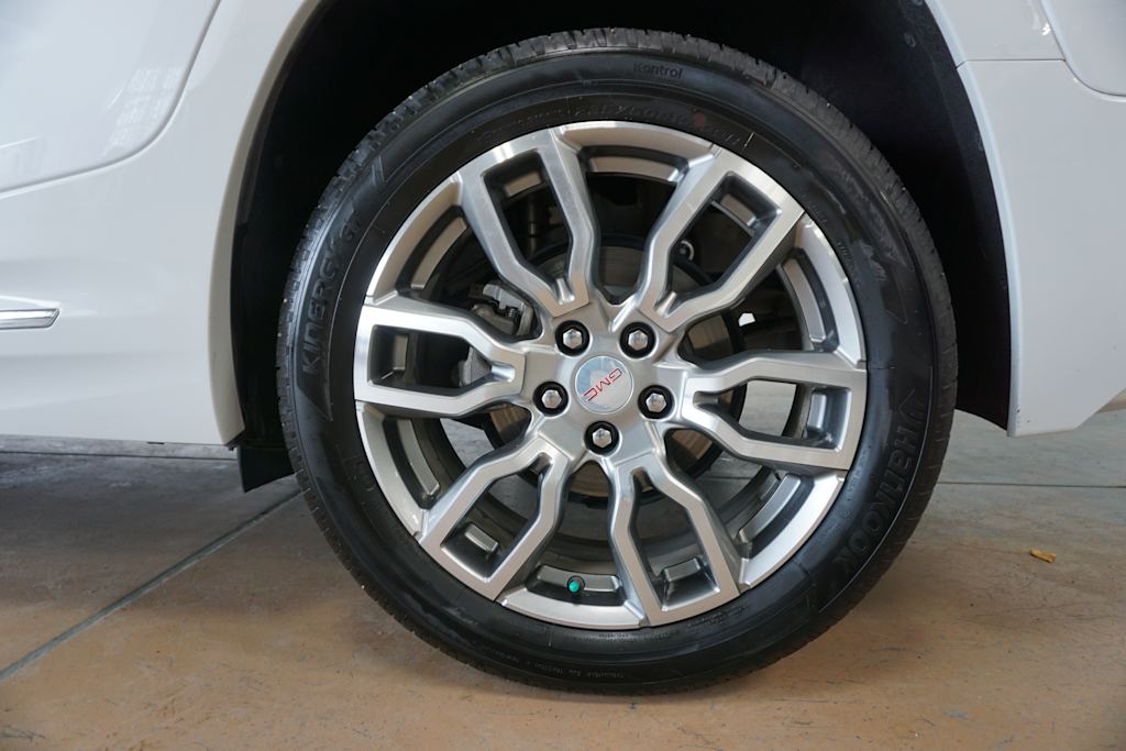 2023 GMC Terrain Denali 19