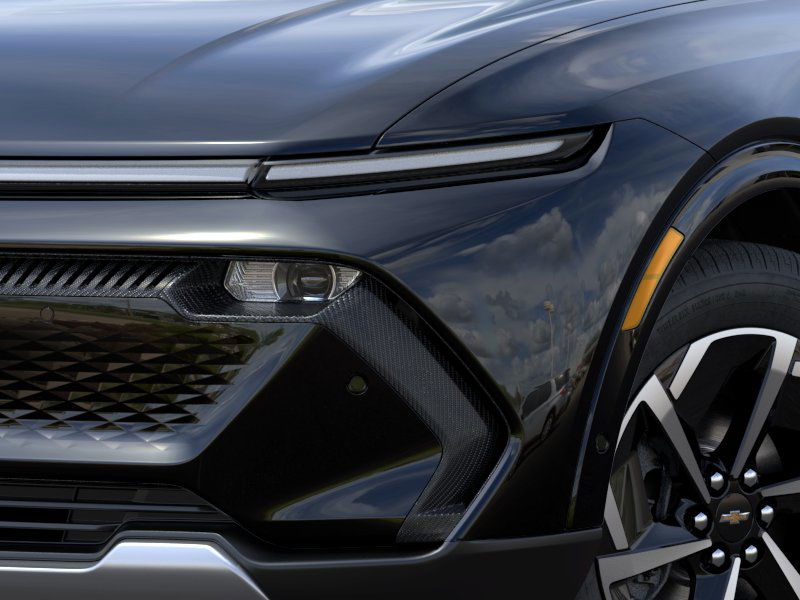 Thumbnail: 2025 Chevrolet Equinox - 16