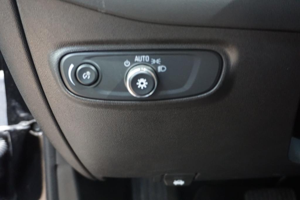 Thumbnail: 2024 Chevrolet Equinox - 26