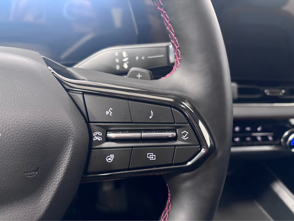 Thumbnail: 2026 Chevrolet Equinox - 22
