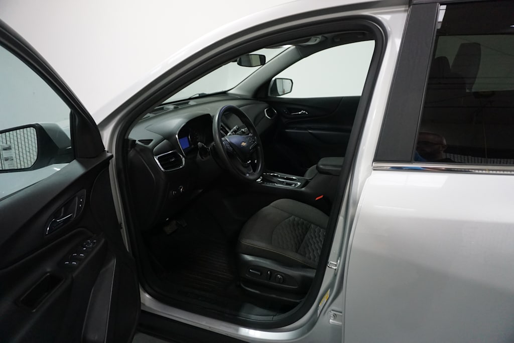 Thumbnail: 2021 Chevrolet Equinox - 18