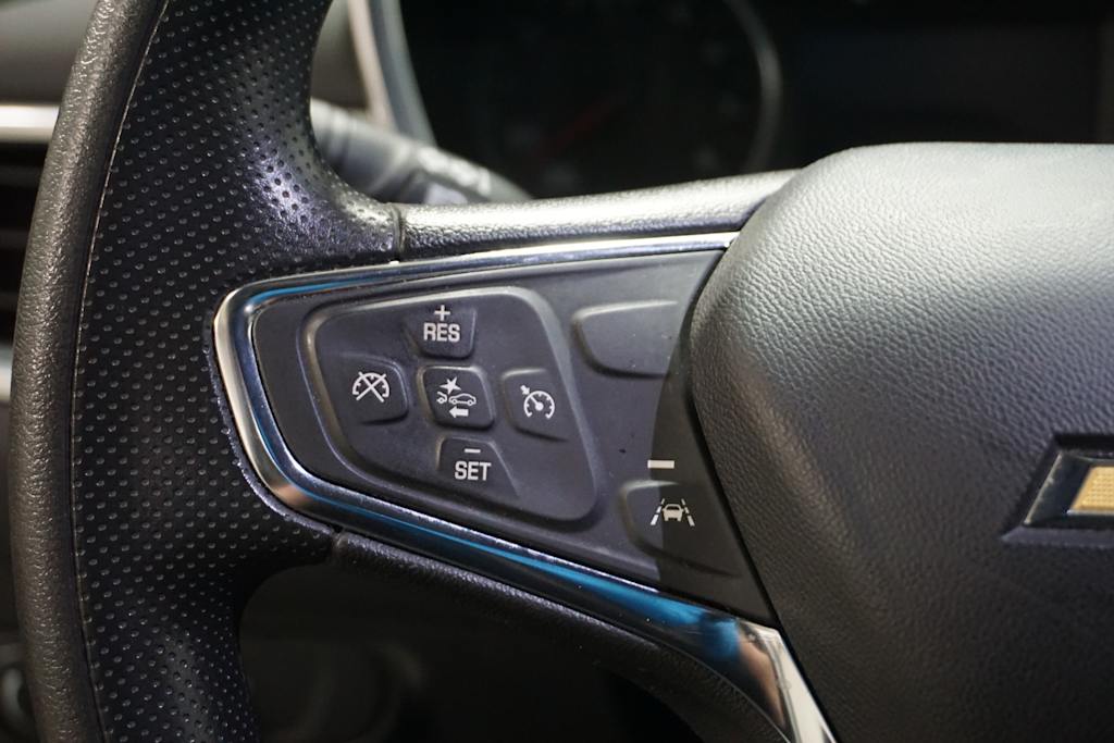 Thumbnail: 2021 Chevrolet Equinox - 24