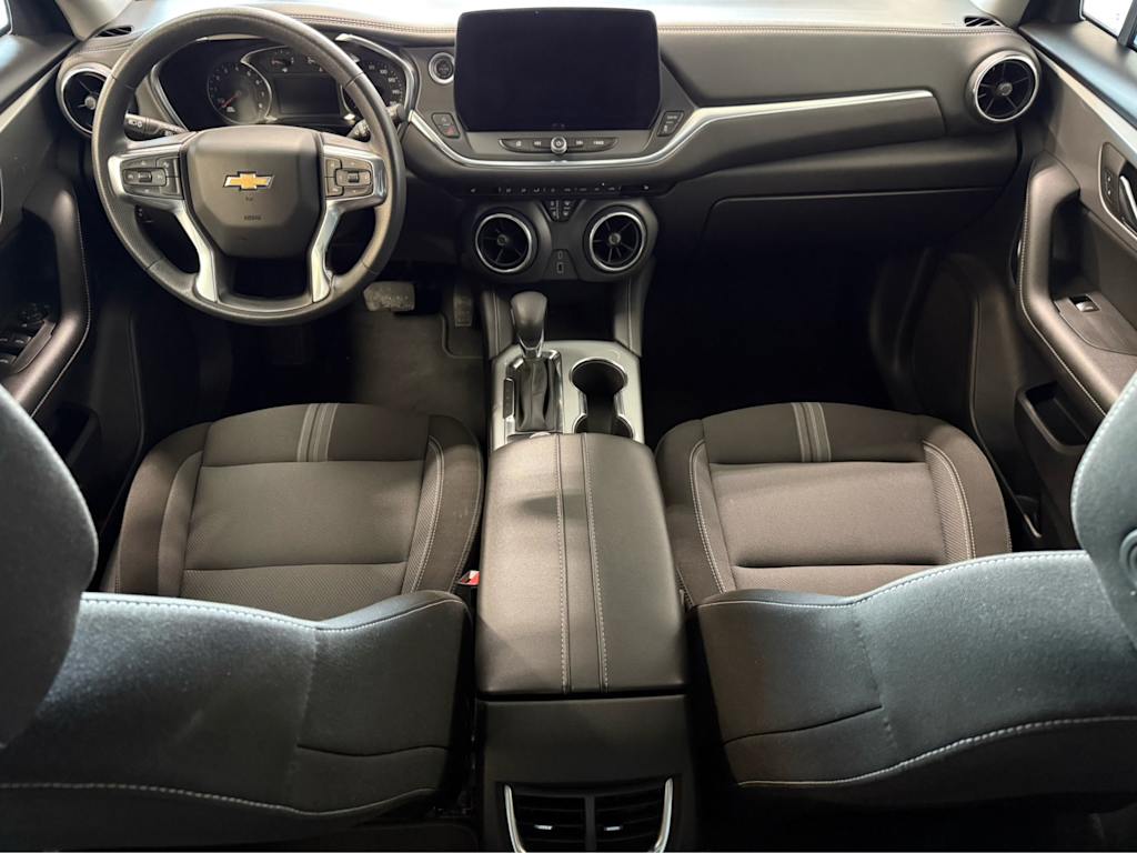Thumbnail: 2025 Chevrolet Blazer - 2