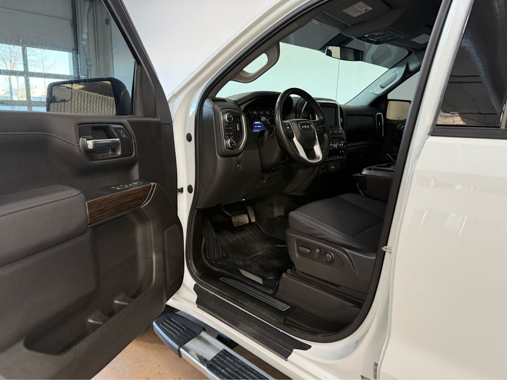 Thumbnail: 2021 GMC Sierra 1500 - 22