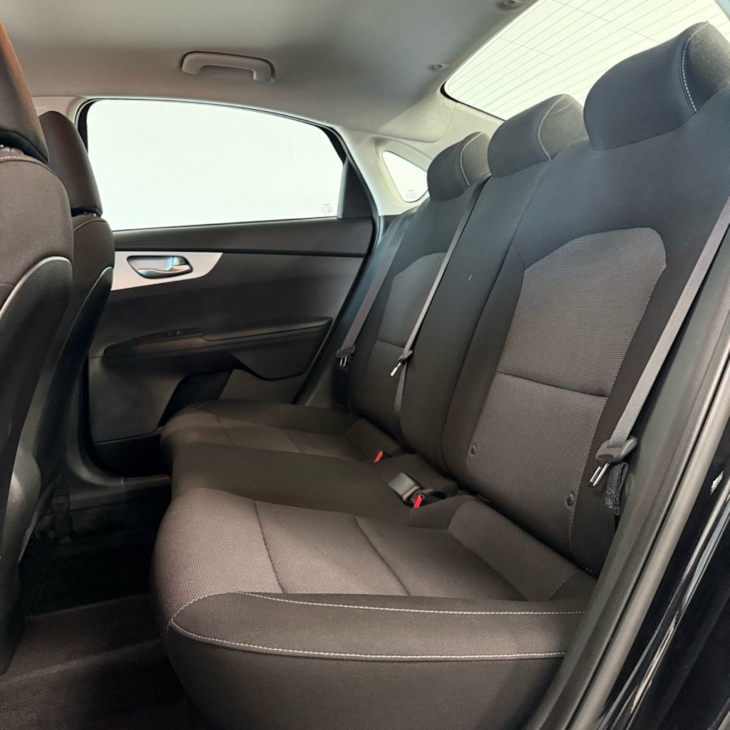 Thumbnail: 2024 Kia Forte - 9