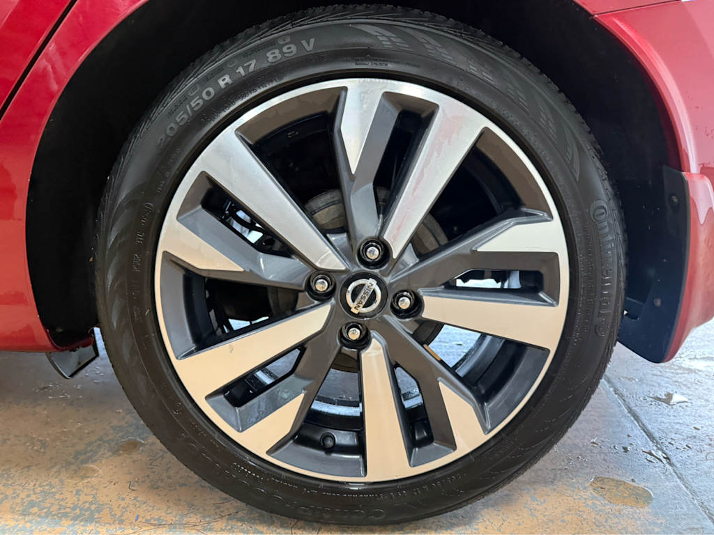 Thumbnail: 2020 Nissan Versa - 18