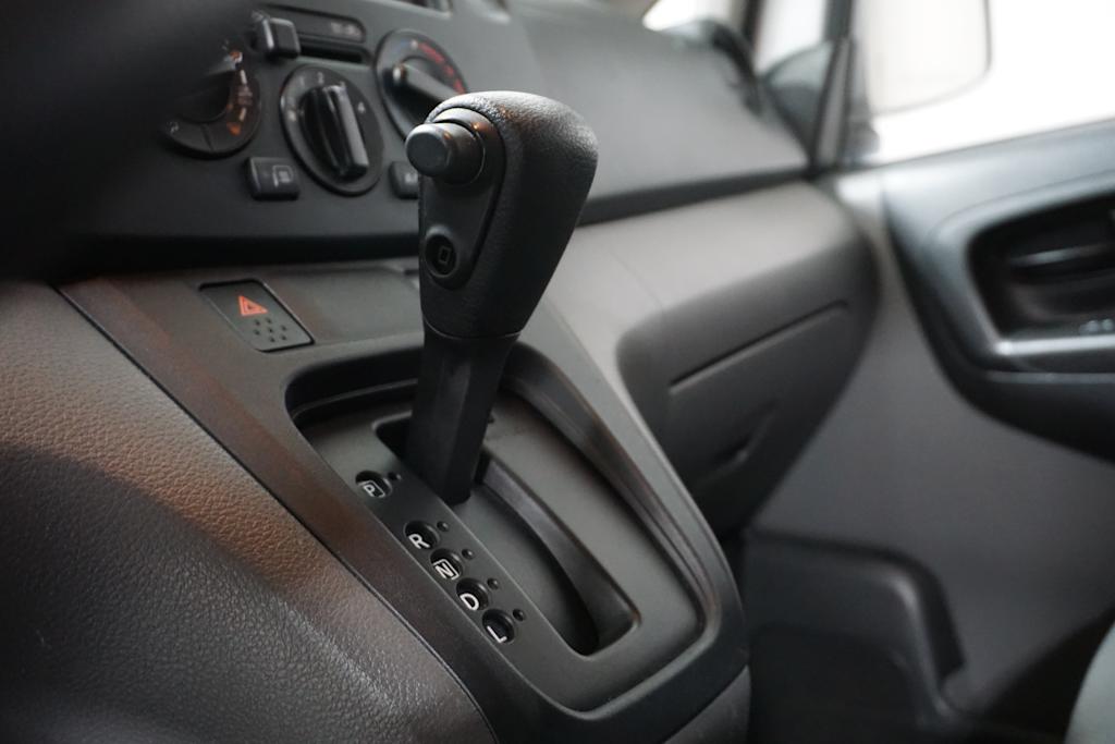 Thumbnail: 2016 Nissan NV200 - 18