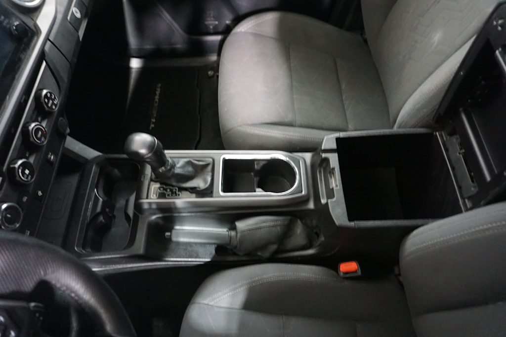 Thumbnail: 2016 Toyota Tacoma - 23