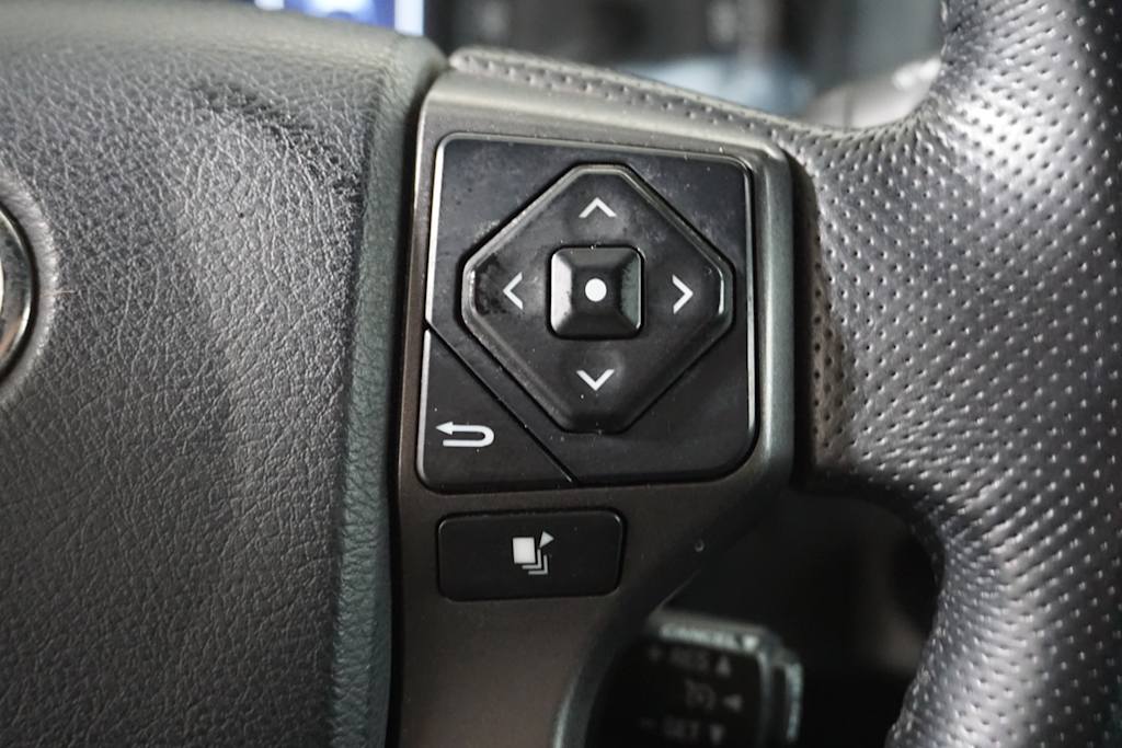 Thumbnail: 2016 Toyota Tacoma - 26