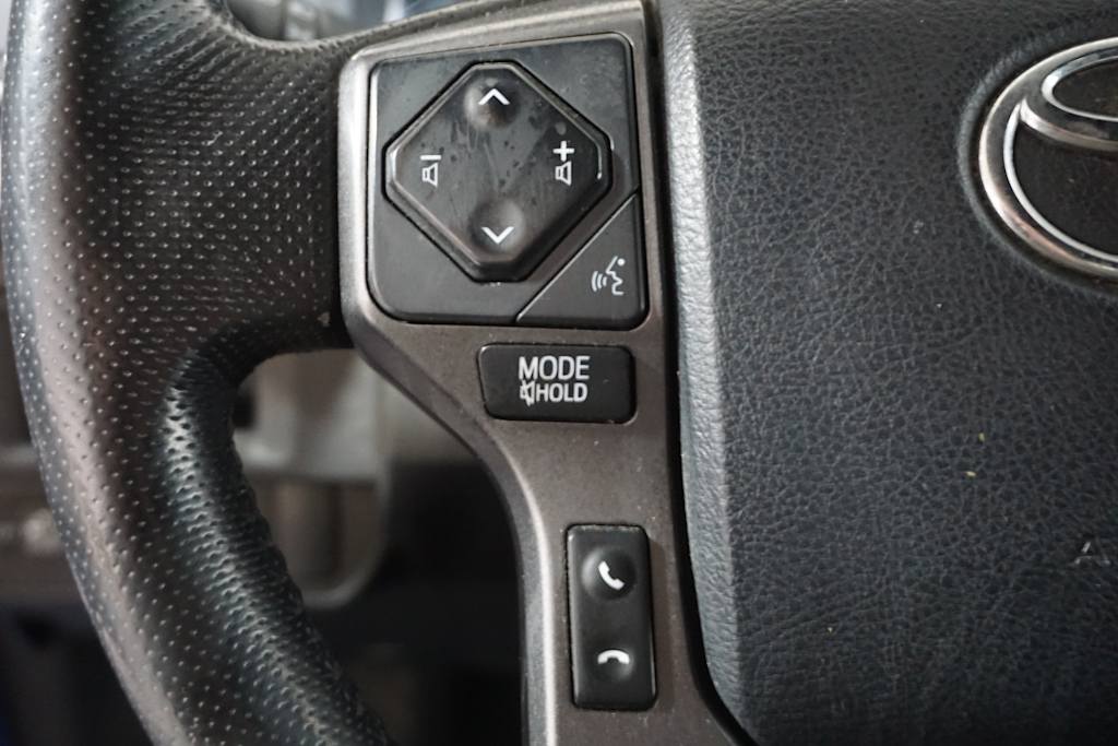 Thumbnail: 2016 Toyota Tacoma - 27