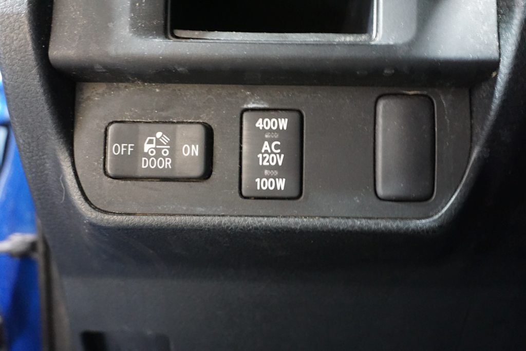 Thumbnail: 2016 Toyota Tacoma - 28