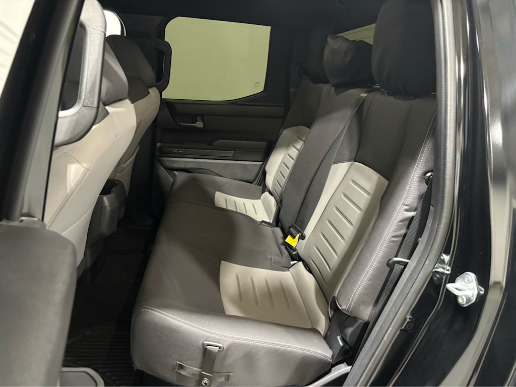 Thumbnail: 2024 Toyota Tacoma - 10