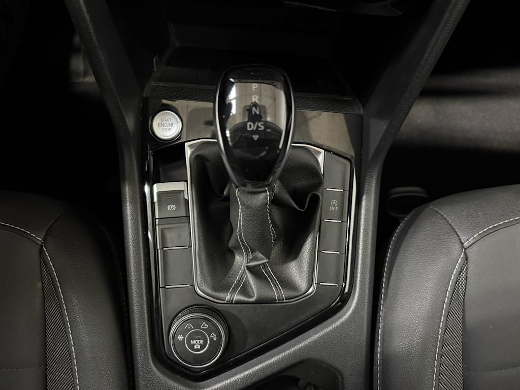 Thumbnail: 2024 Volkswagen Taos - 12