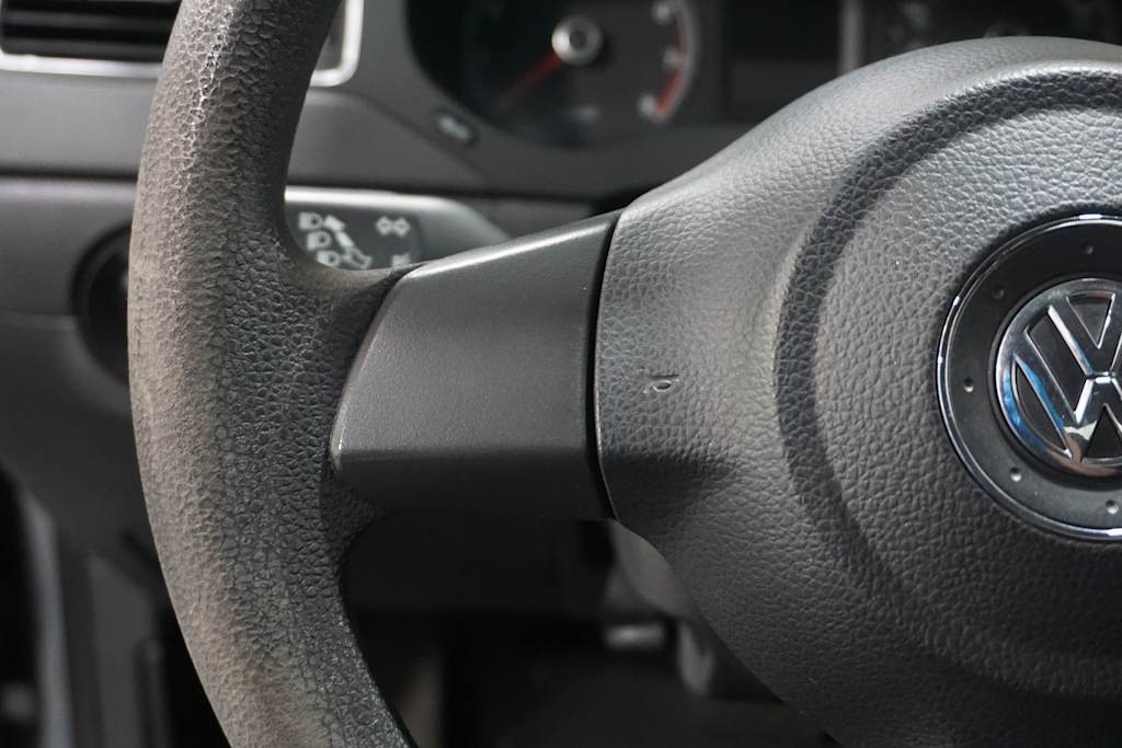 Thumbnail: 2013 Volkswagen Jetta - 24